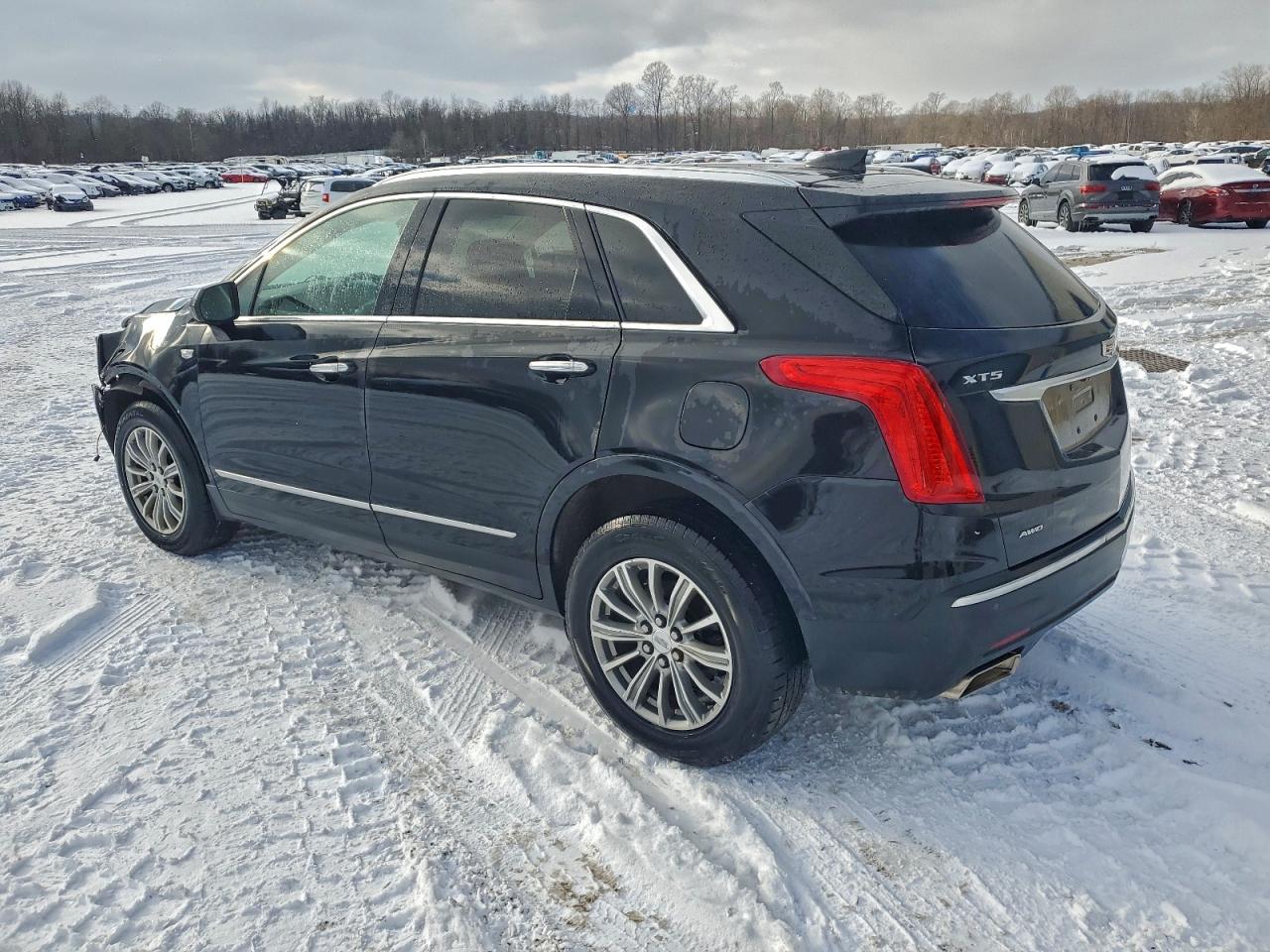Cadillac XT5 Luxury Image 13