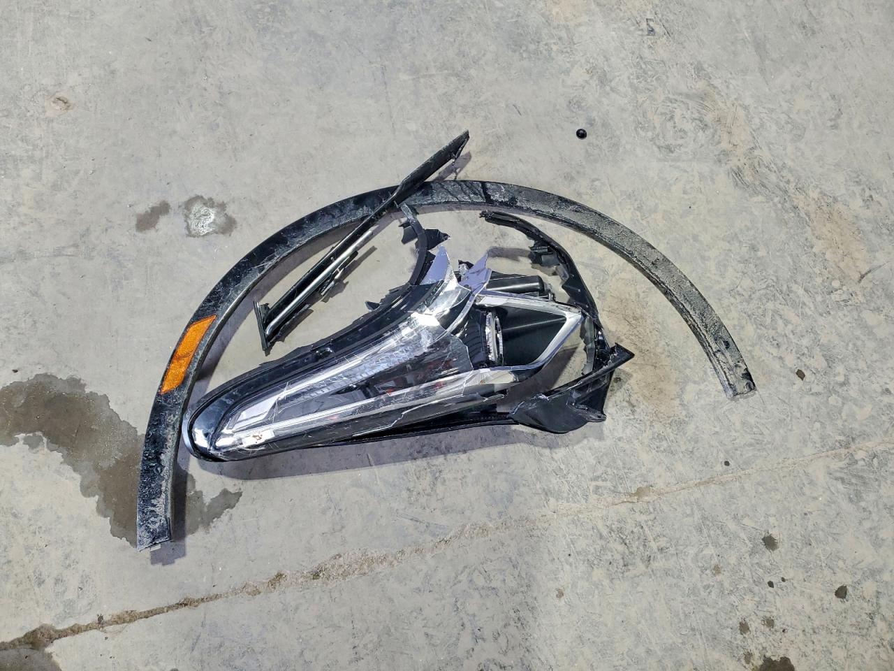 Cadillac XT5 Luxury Image 11