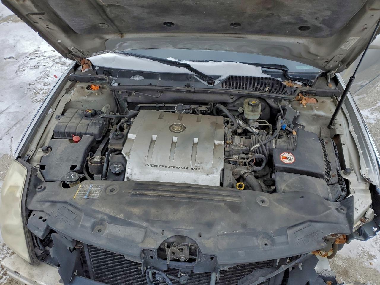 Cadillac DTS Image 13