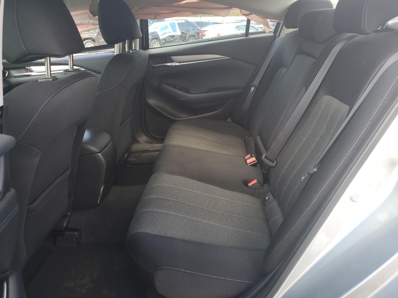 Mazda 6 Sport Image 9