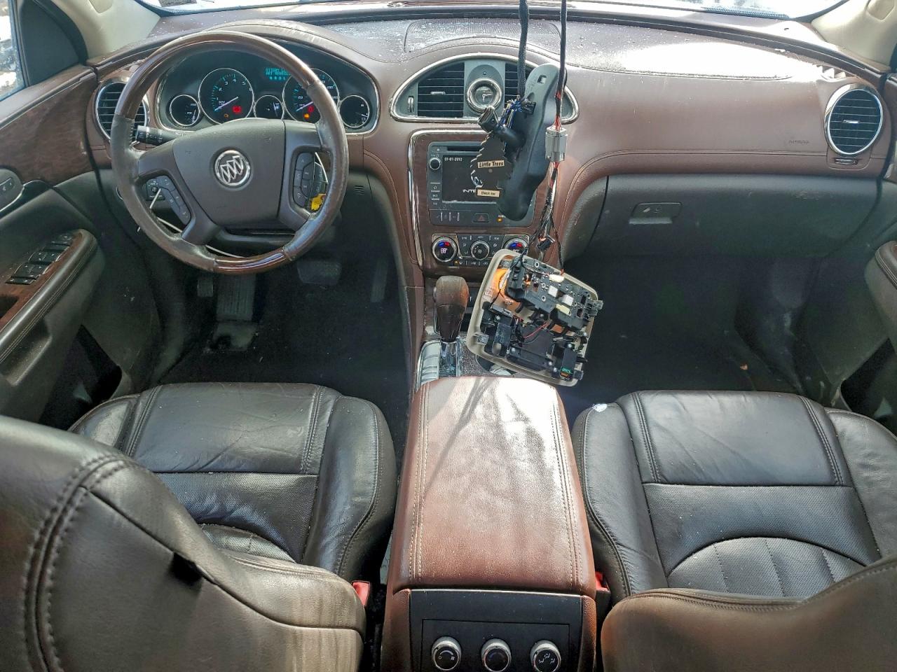 Buick Enclave Image 3