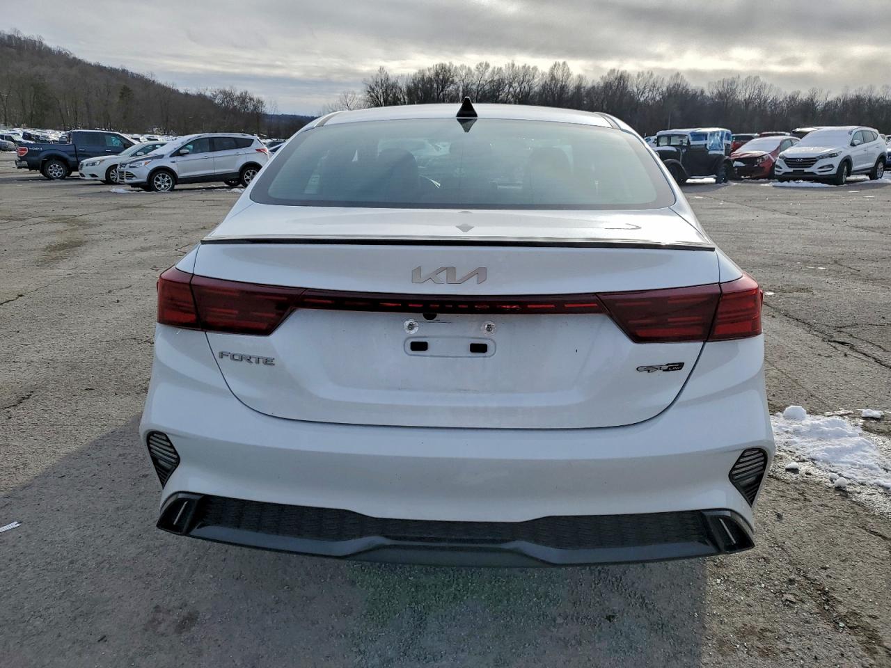 Kia Forte Gt Line Image 4