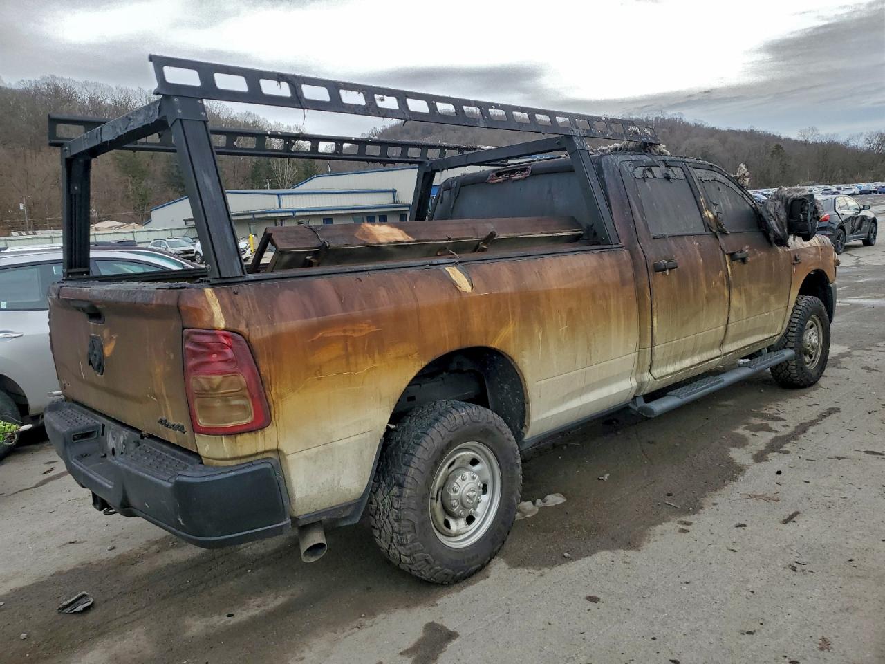 Ram 2500 Tradesman Image 2