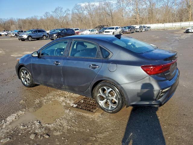 Kia Forte Fe Image 3