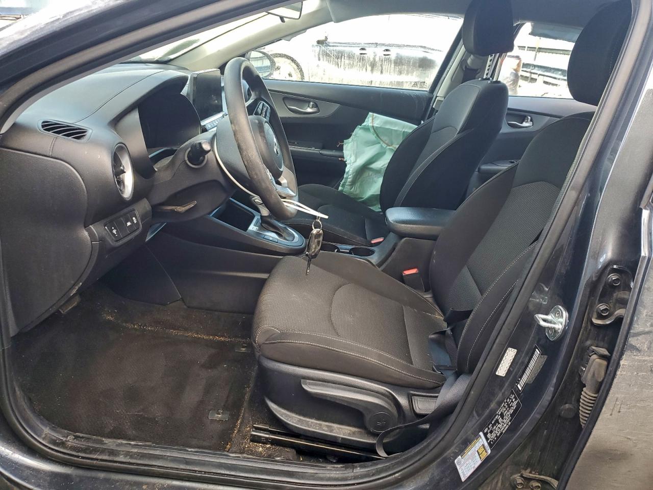 Kia Forte Fe Image 2