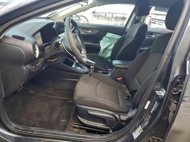 Kia Forte Fe Image 2