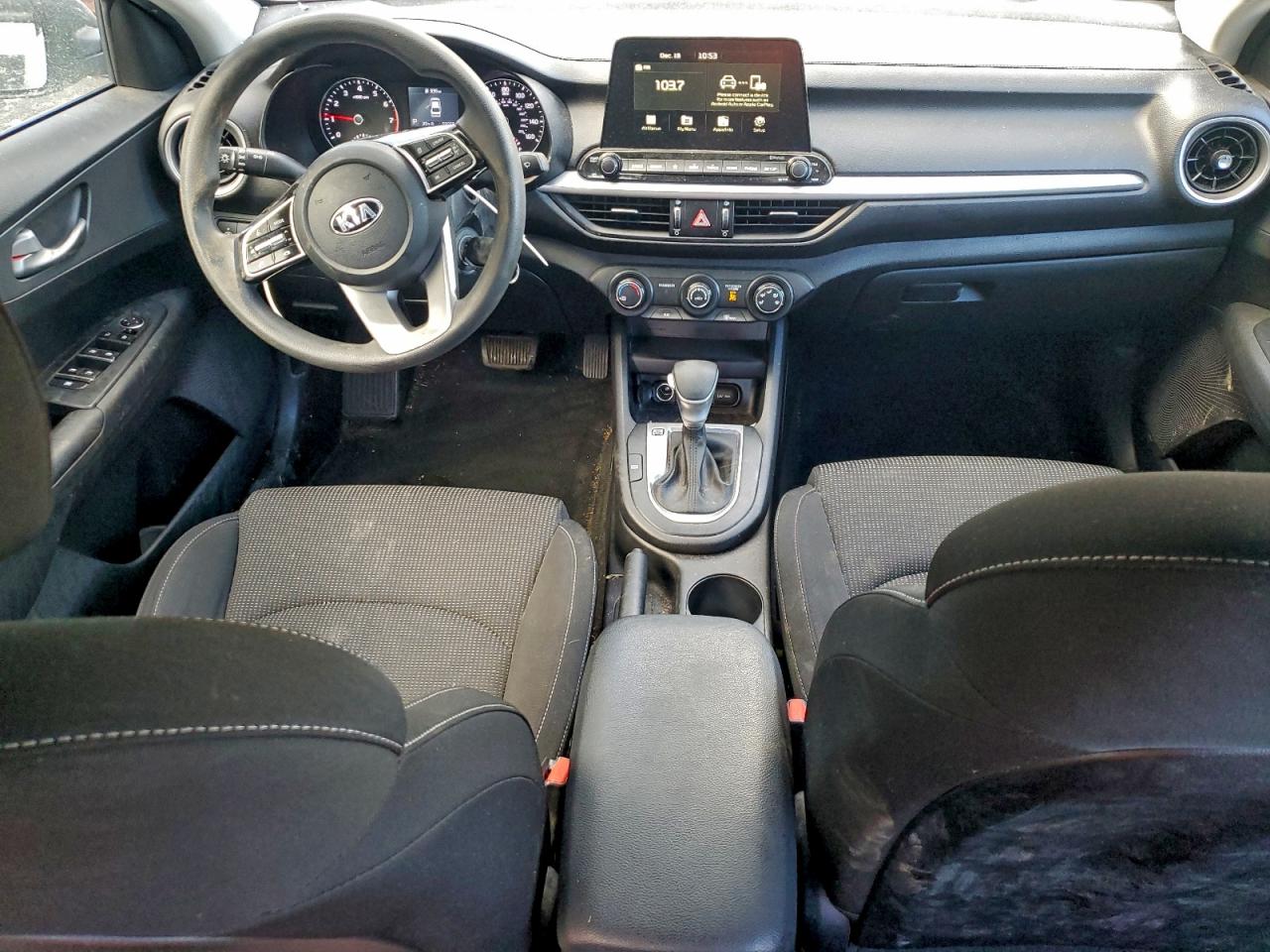 Kia Forte Fe Image 8