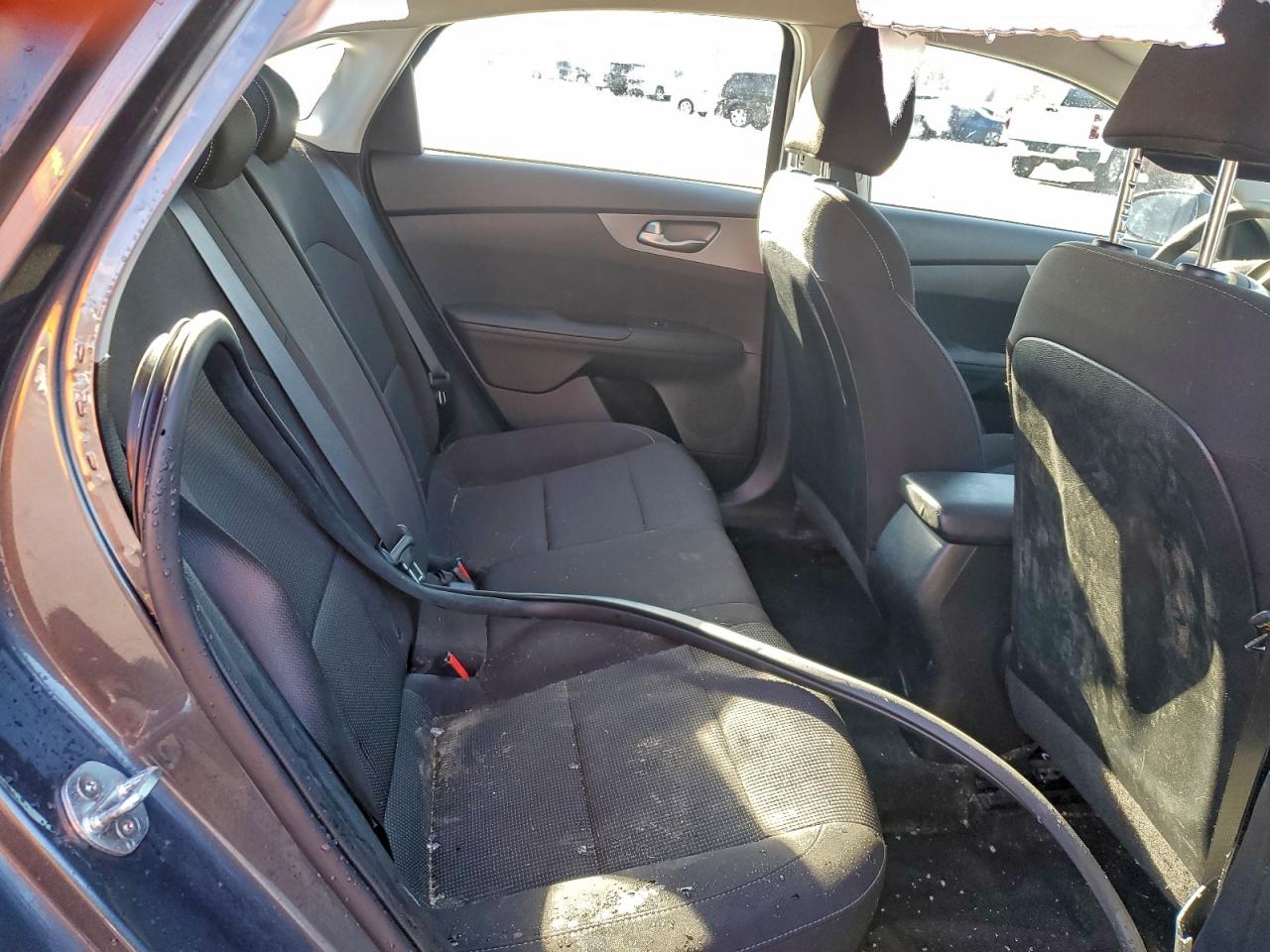 Kia Forte Fe Image 6