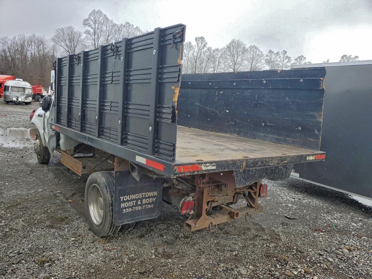 Ford F-450 Super Duty Image 5