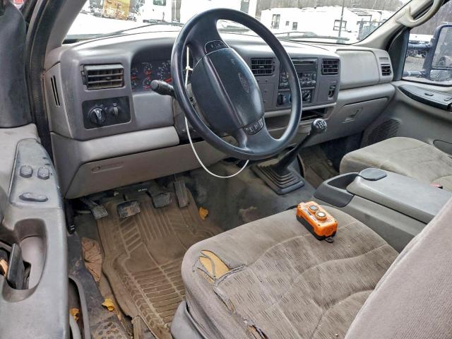 Ford F-450 Super Duty Image 11