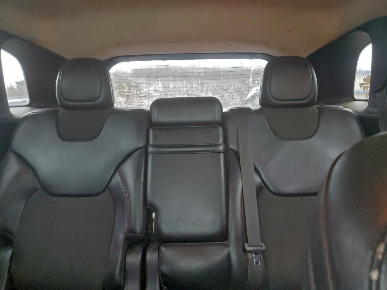 Jeep Cherokee Trailhawk Image 12