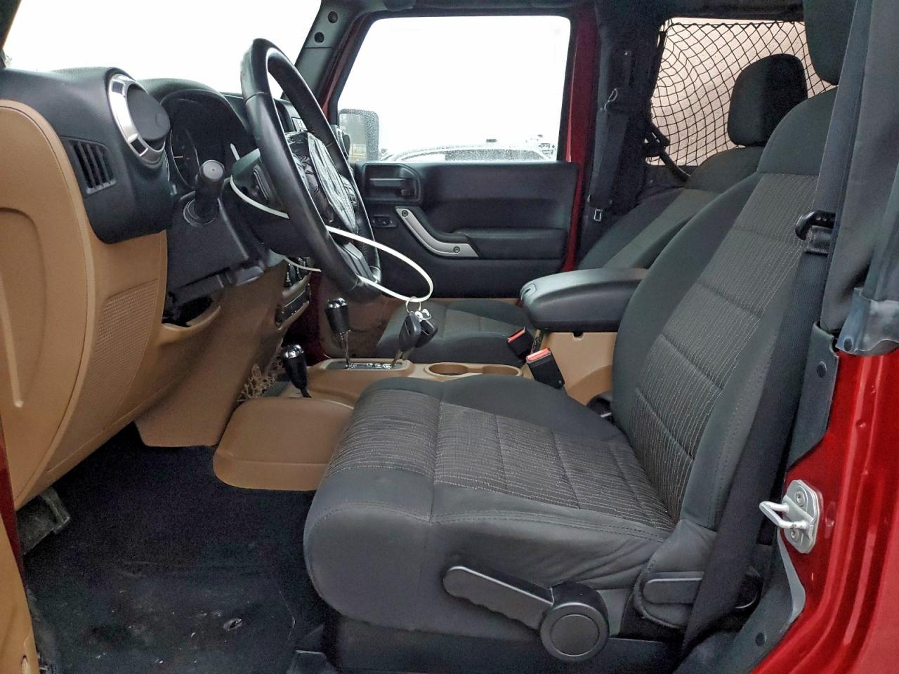 Jeep Wrangler Sahara Image 9