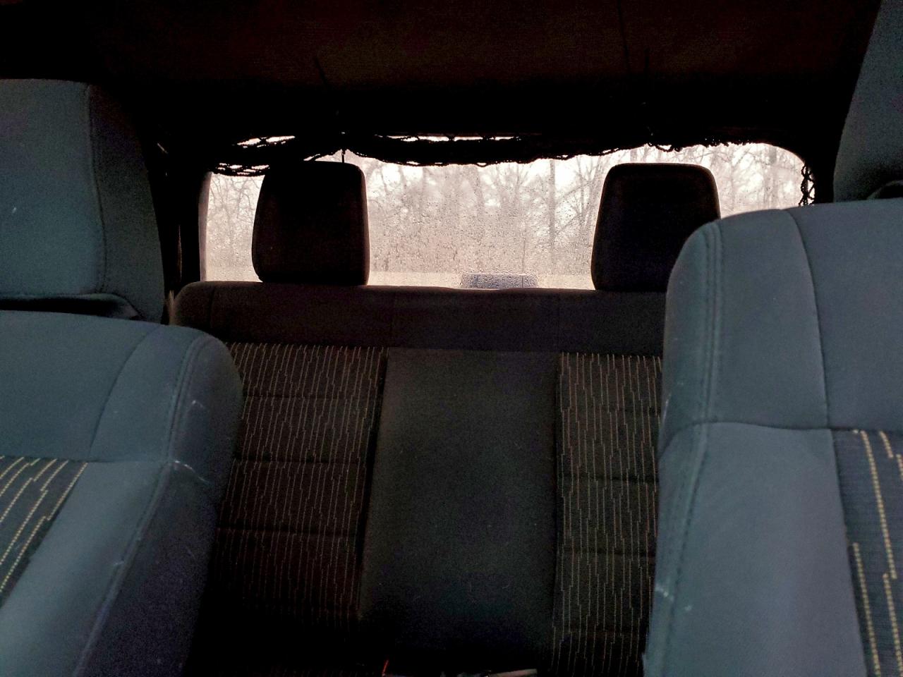 Jeep Wrangler Sahara Image 6