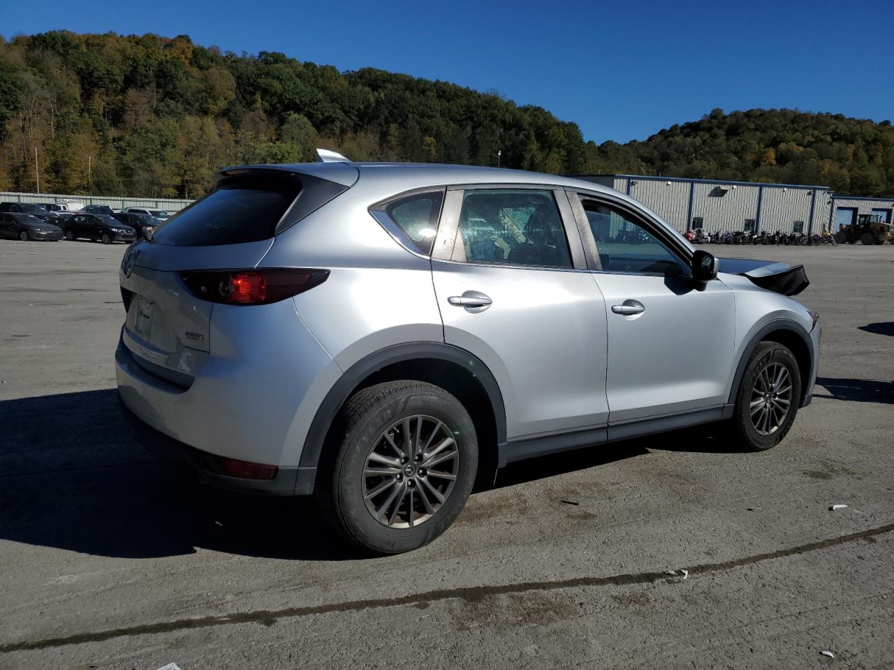 Mazda Cx Sport Image 4