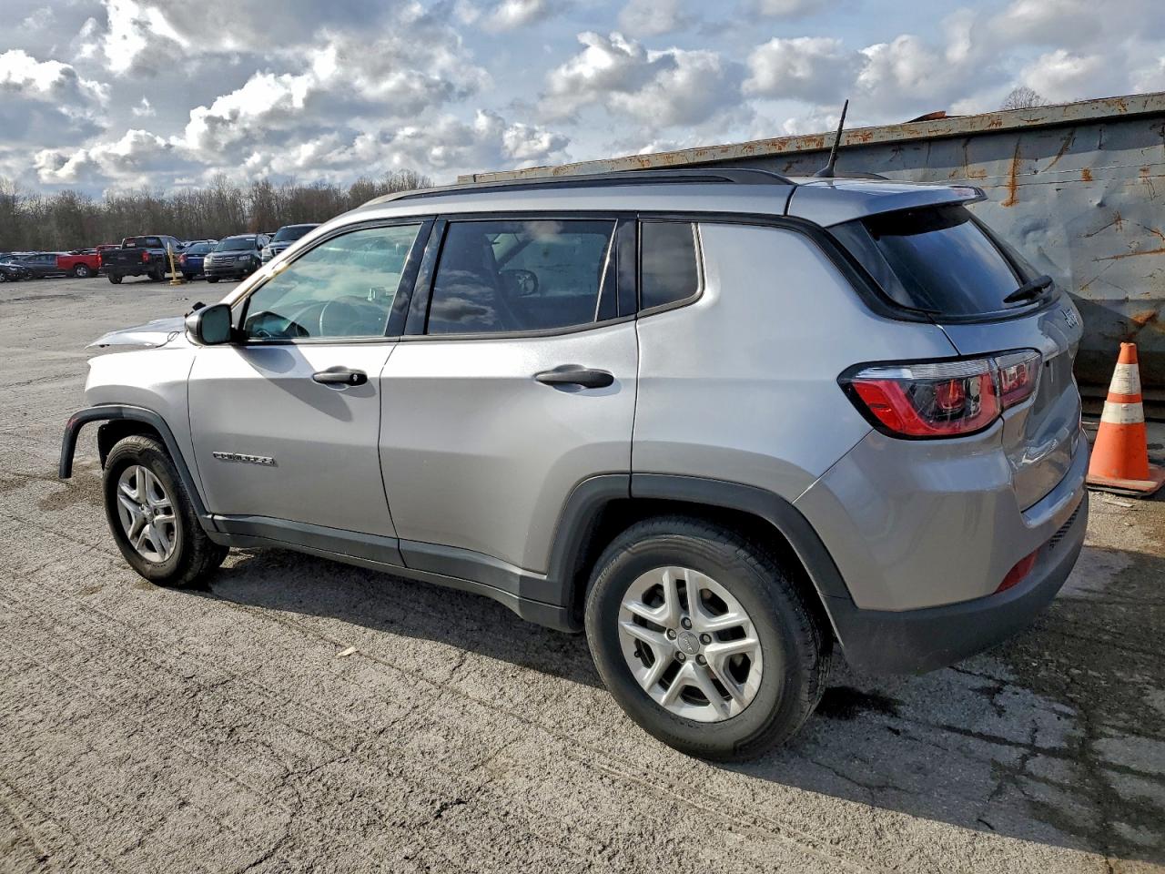 Jeep Compass Sport Image 3