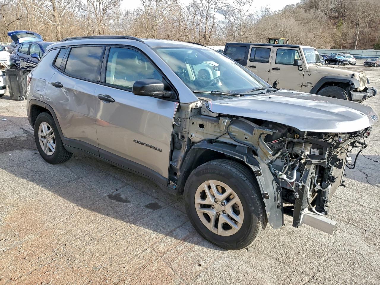 Jeep Compass Sport Image 4