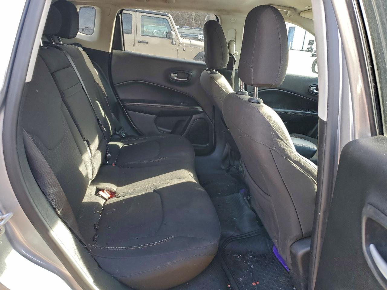 Jeep Compass Sport Image 13