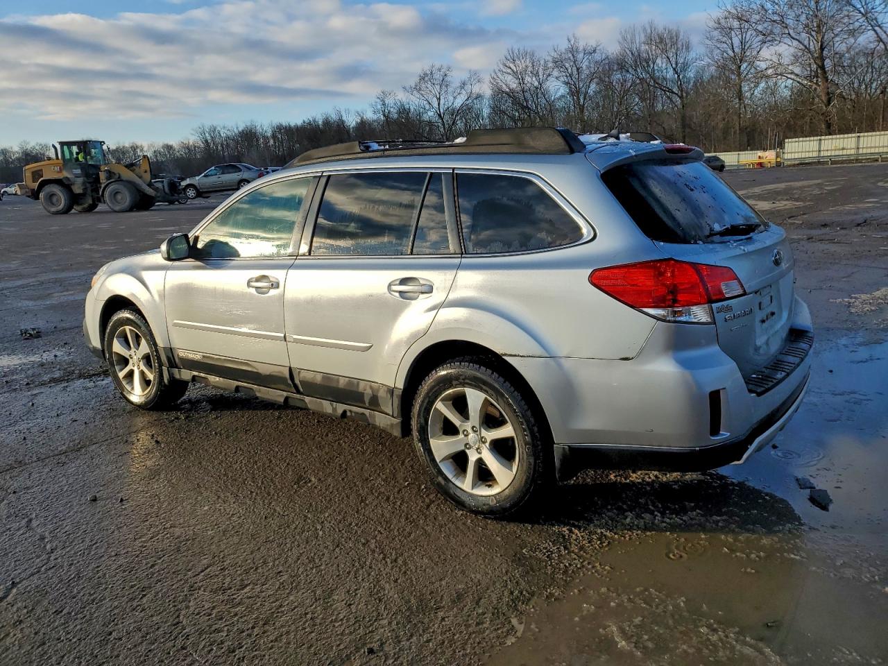 Subaru Outback 2.5i Limited Image 10