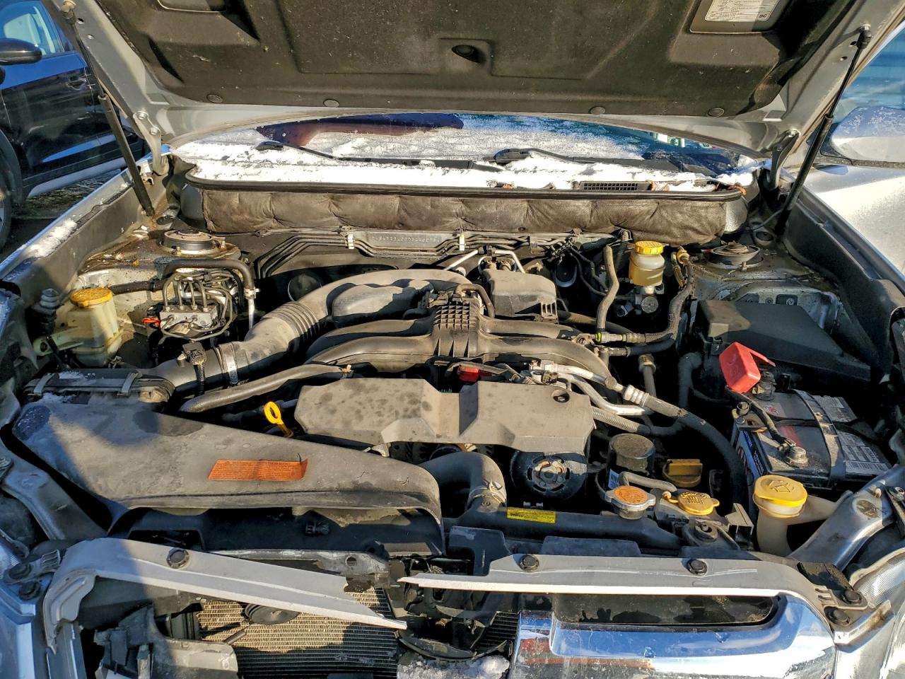 Subaru Outback 2.5i Limited Image 9