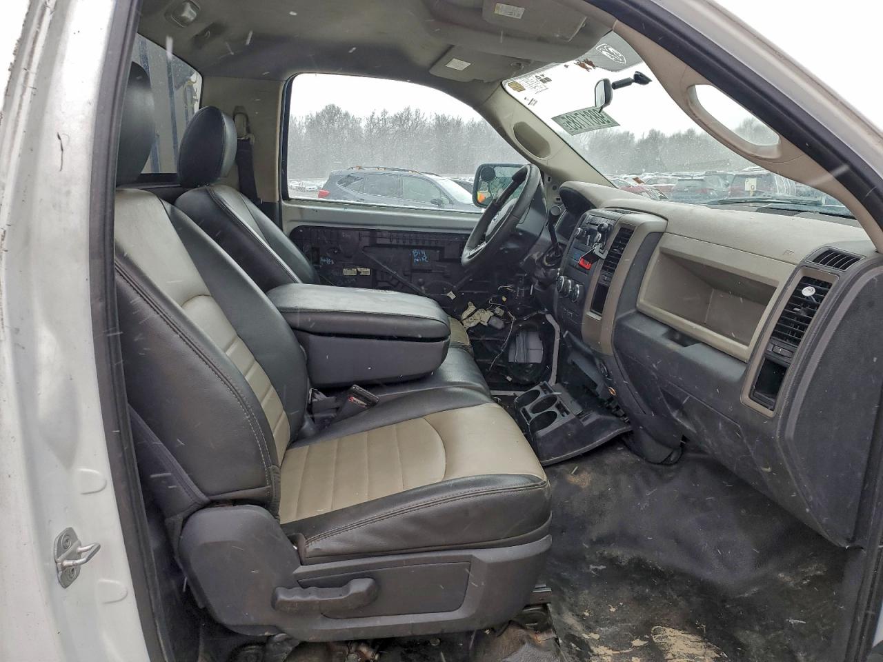 Dodge Ram 1500 St Image 7