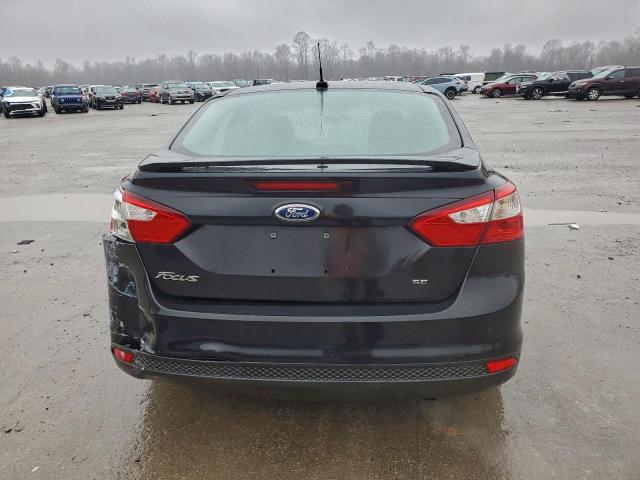 Ford Focus Se Image 8