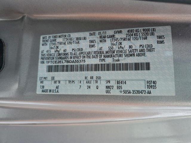 Ford Econoline E250 Van Image 9