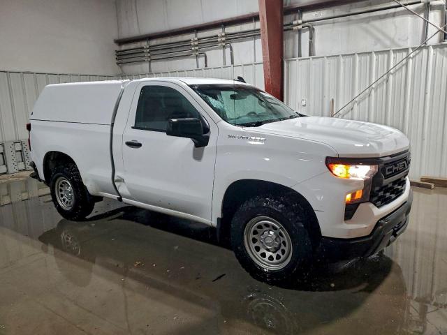 Chevrolet Silverado C1500 Image 2