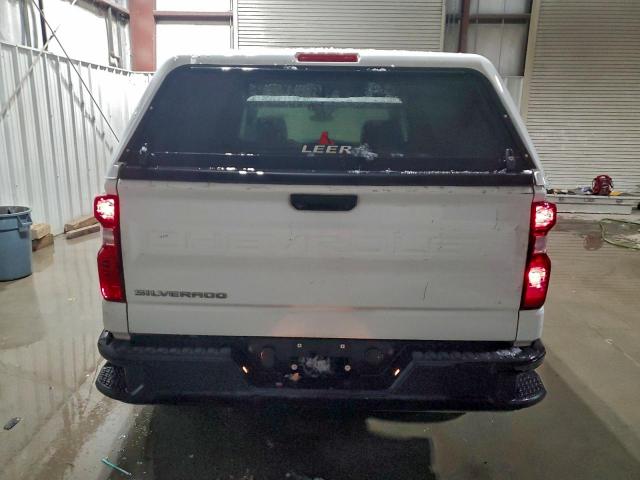 Chevrolet Silverado C1500 Image 9