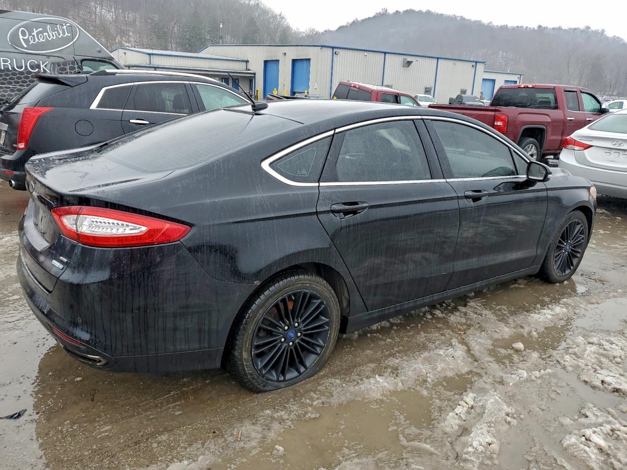 Ford Fusion Se Image 6