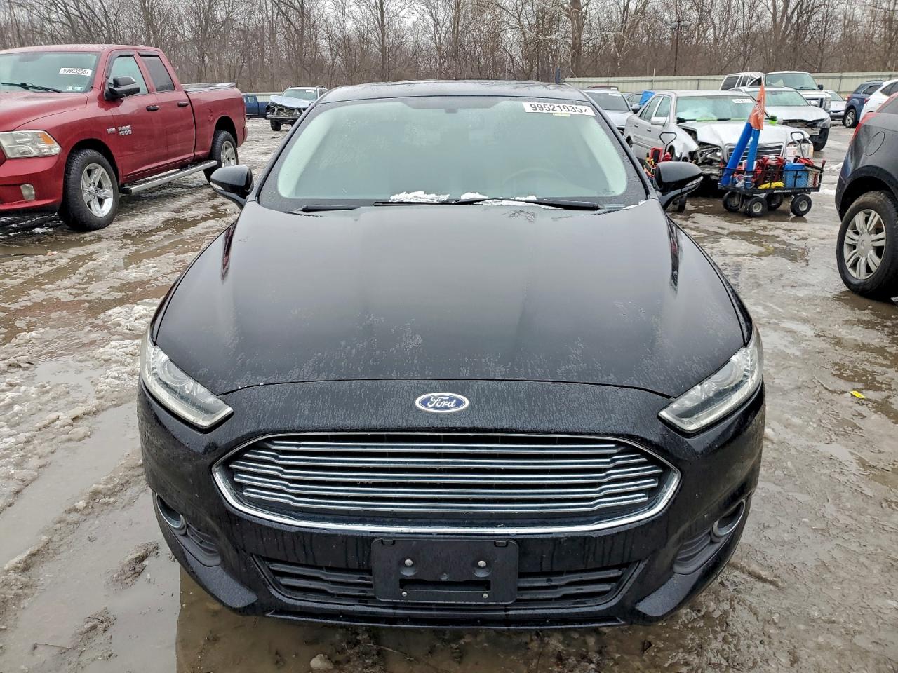 Ford Fusion Se Image 9