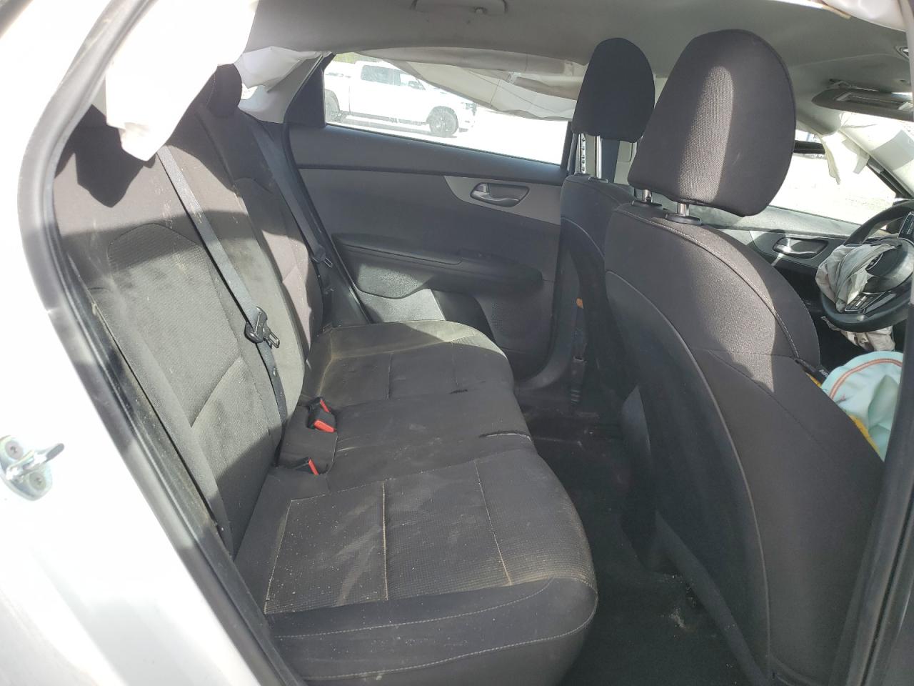 Kia Forte Fe Image 8