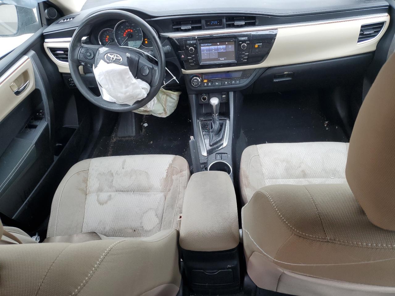 Toyota Corolla L Image 11