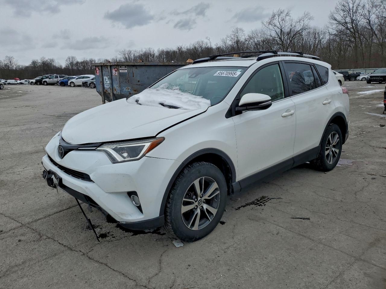 Toyota RAV4 Adventure Image 1