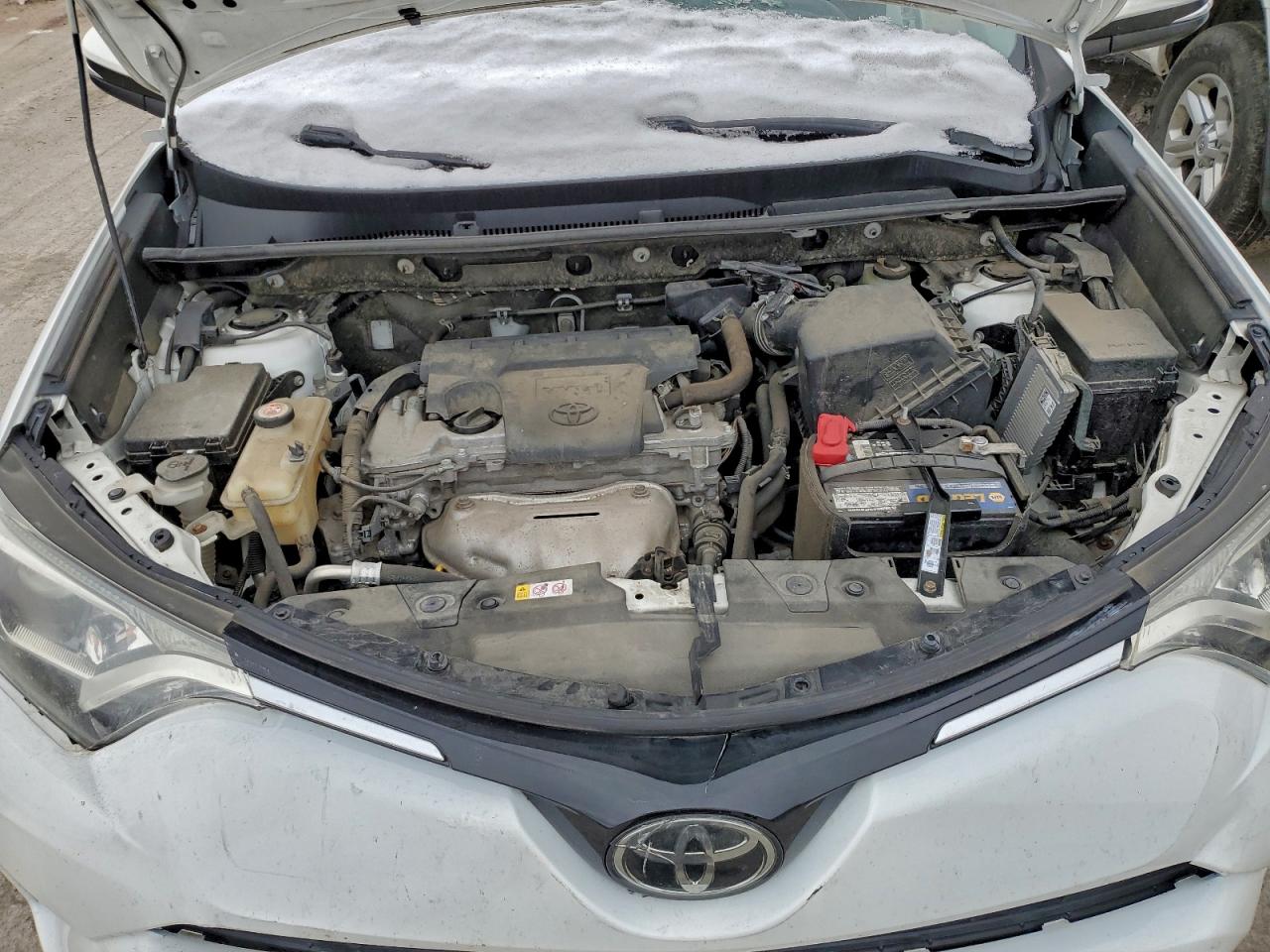 Toyota RAV4 Adventure Image 13