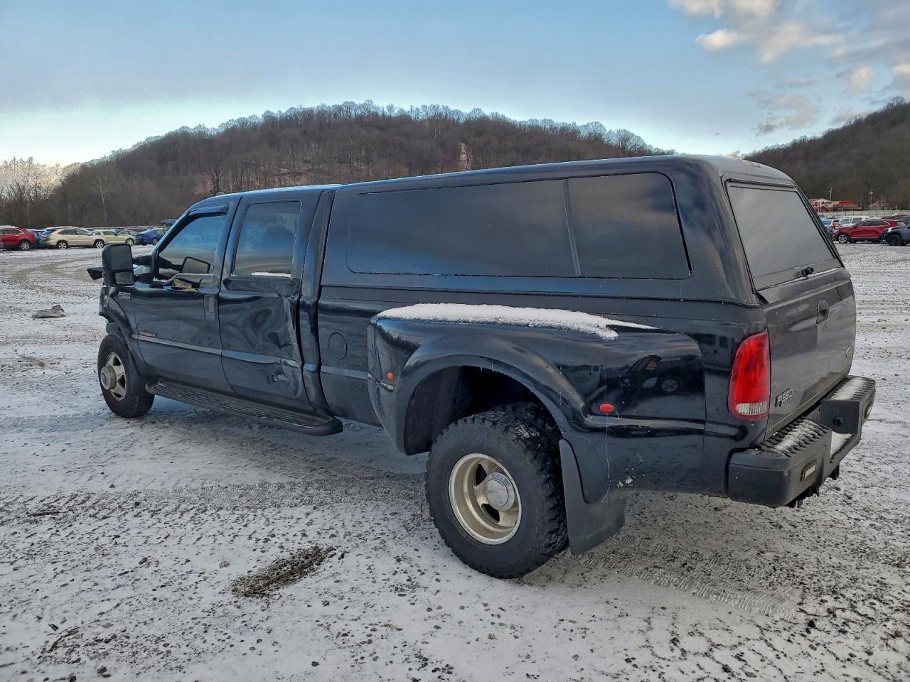 Ford F-350 Super Duty Image 2
