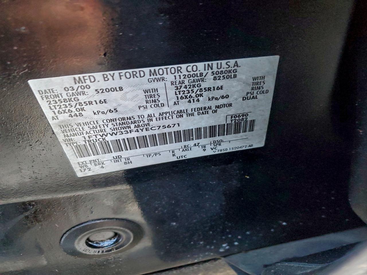 Ford F-350 Super Duty Image 11