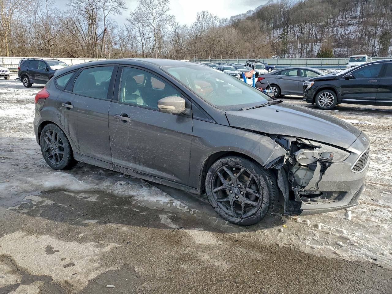 Ford Focus Se Image 4