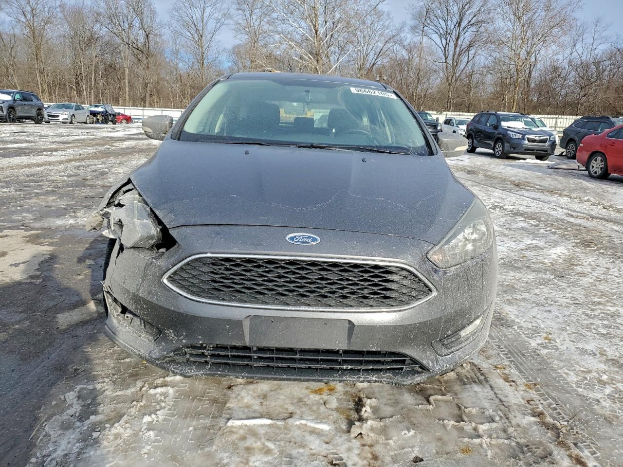 Ford Focus Se Image 6