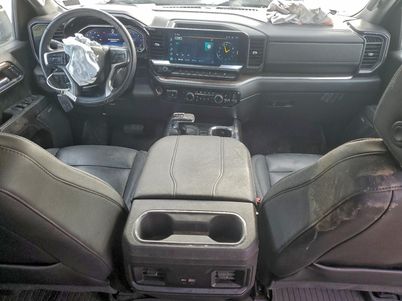 Chevrolet Silverado K1500 Lt Trail Boss Image 4