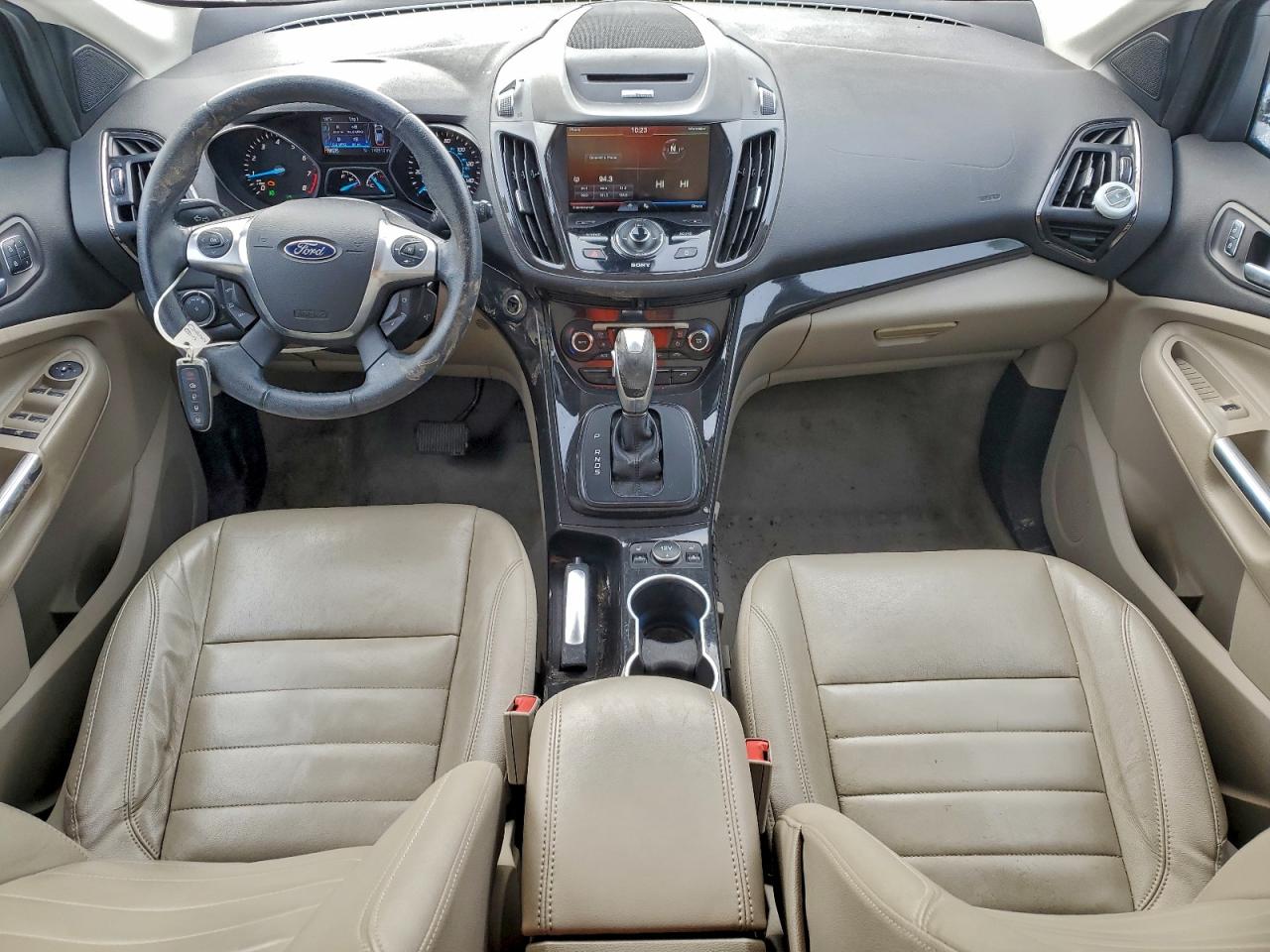 Ford Escape Titanium Image 3