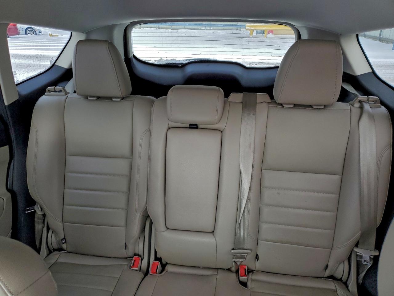 Ford Escape Titanium Image 9