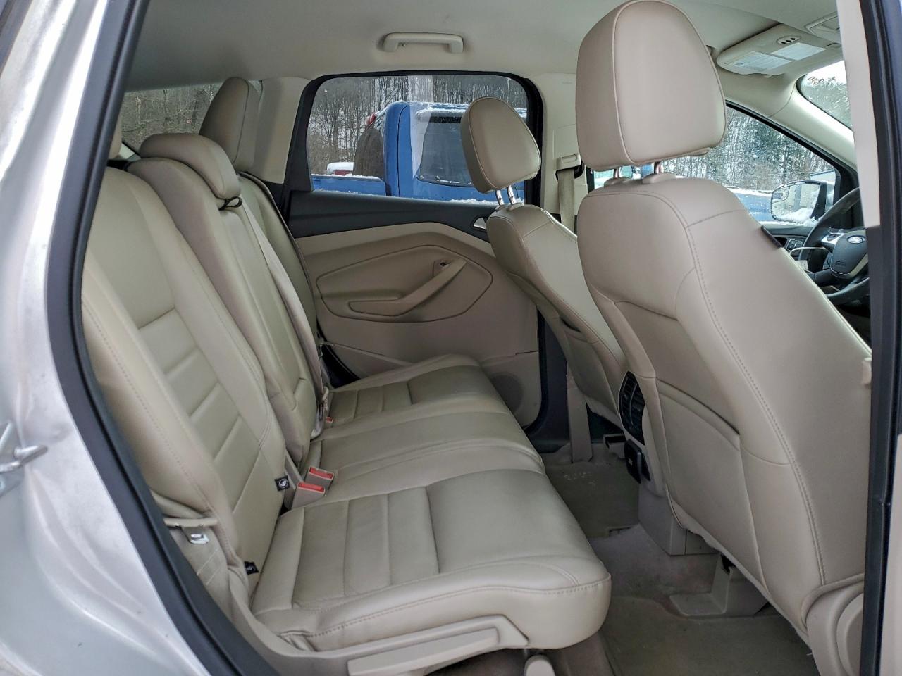 Ford Escape Titanium Image 4