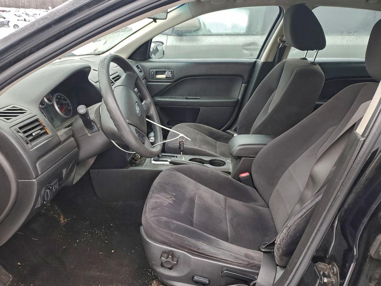 Ford Fusion Se Image 4