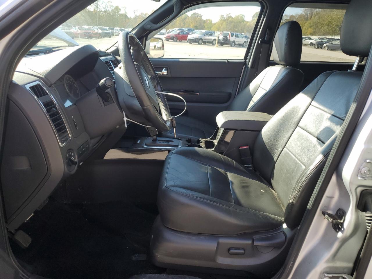 Ford Escape Limited Image 4