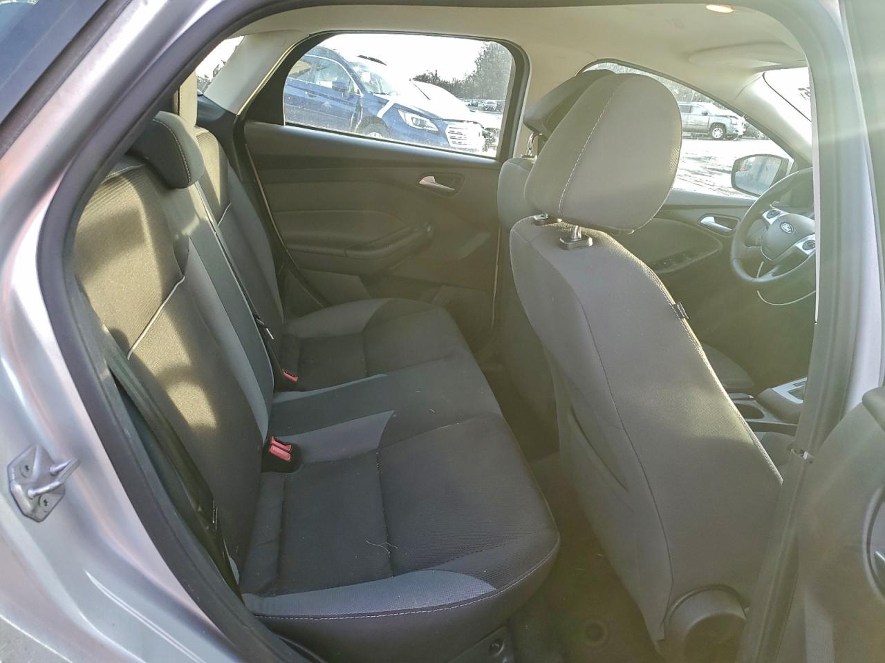 Ford Focus Se Image 10