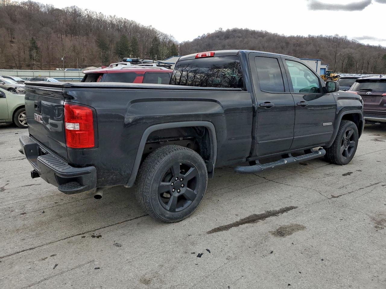 GMC Sierra K1500 Image 4
