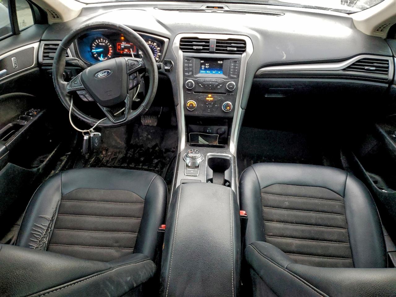 Ford Fusion Se Image 6