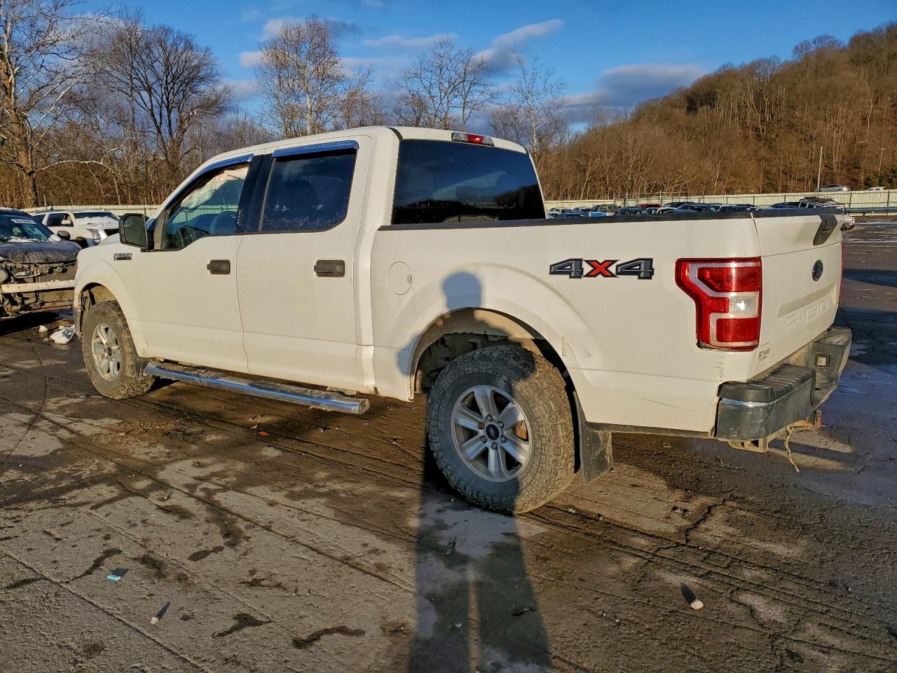 Ford F-150 Supercrew Image 10