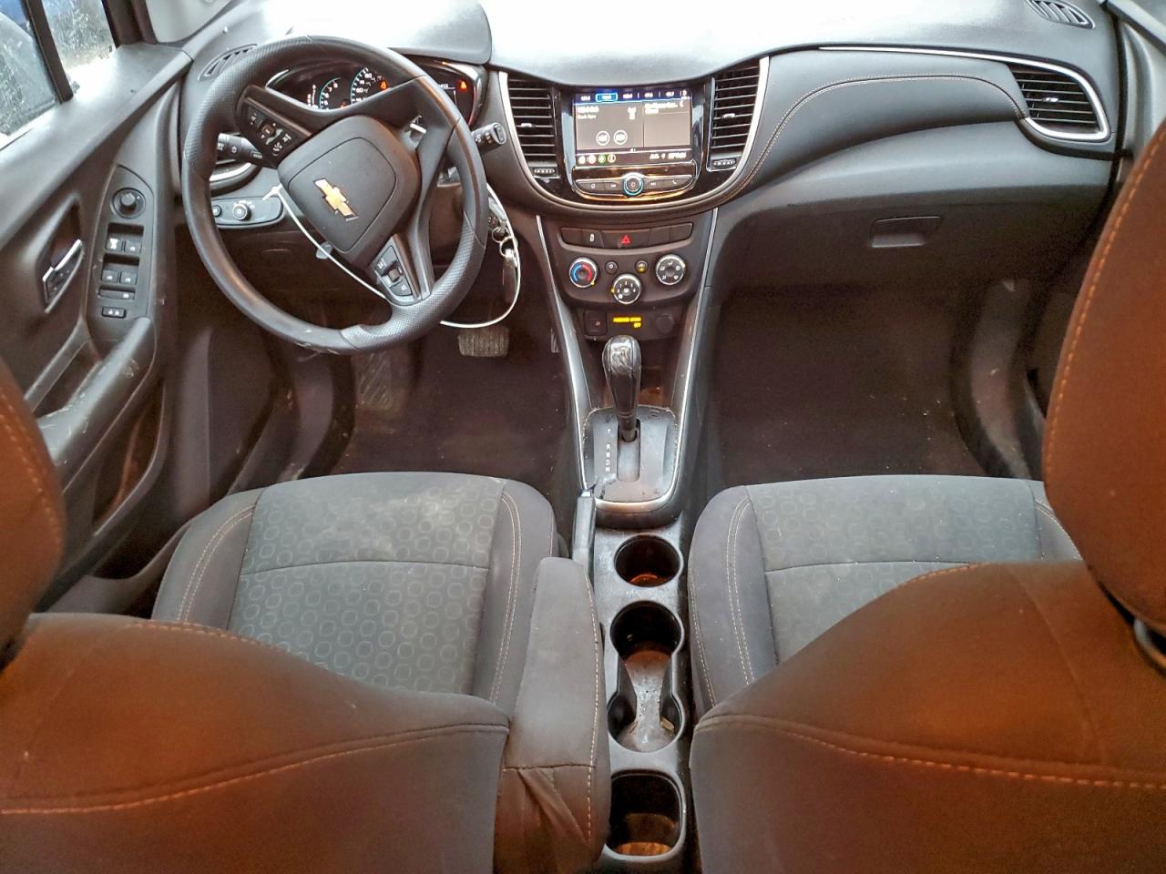 Chevrolet Trax Ls Image 6