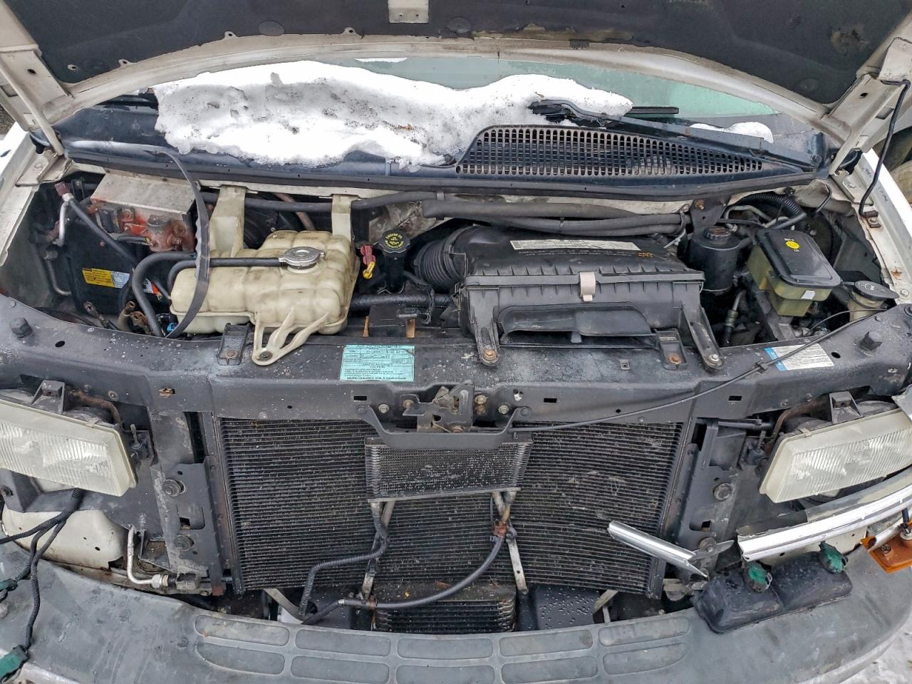 Chevrolet Express Image 10